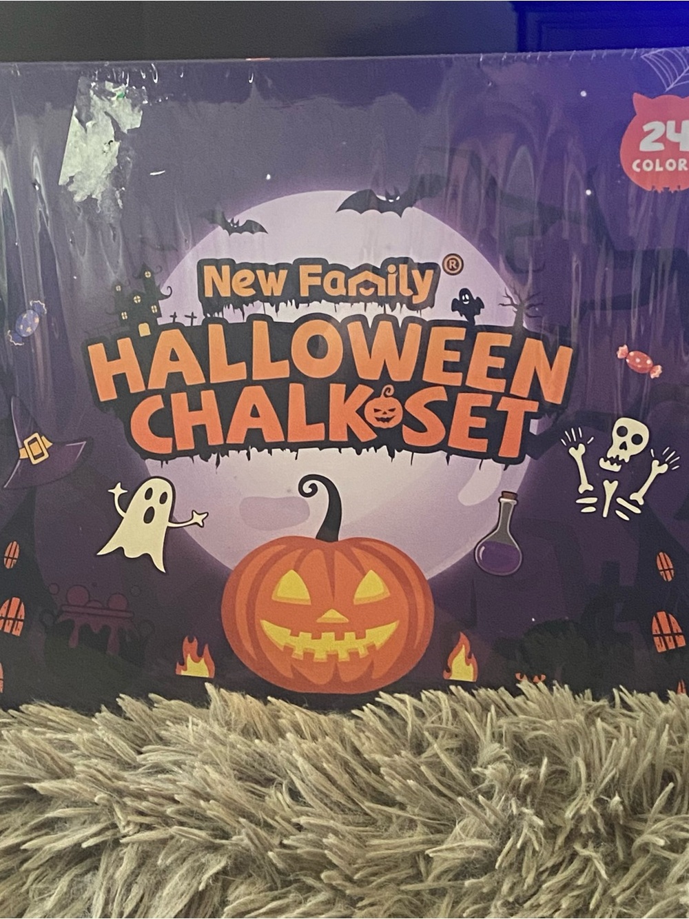 New Family Halloween Chalk Set 24 Colors Stick Sketch Spook Mess Free Pkg Sealed